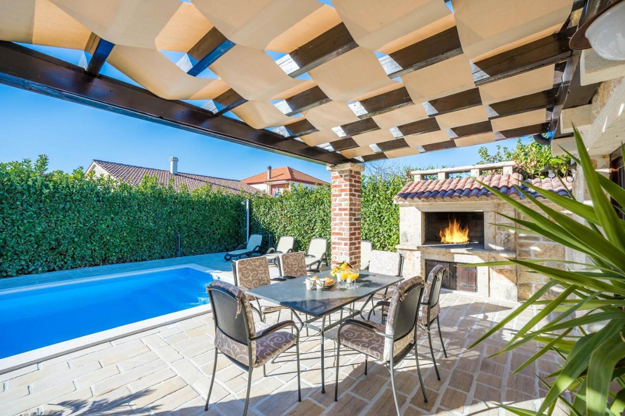 Holiday Home Sandra Sukošan Zewnętrze zdjęcie